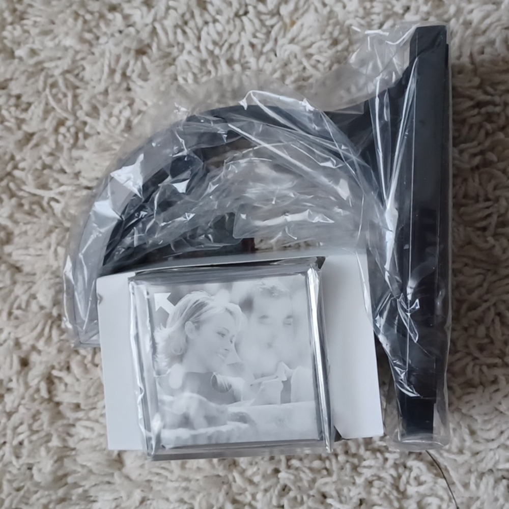 NIB Magic Photo Cube - Picture 3 of 5